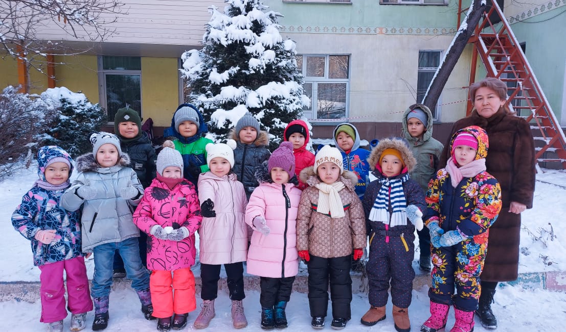 Зимные забавы предшкольная группа Карлыгаш